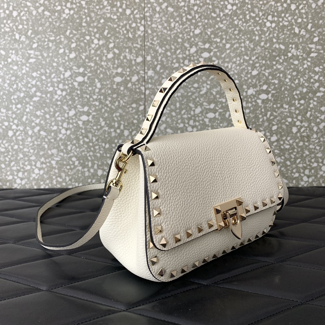 Valentino Garavani Rockstud Handbag Shoulder Bag in Ivory Grainy Calfskin